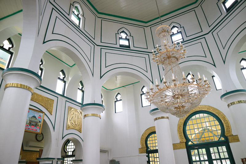 interior masjid raya siak