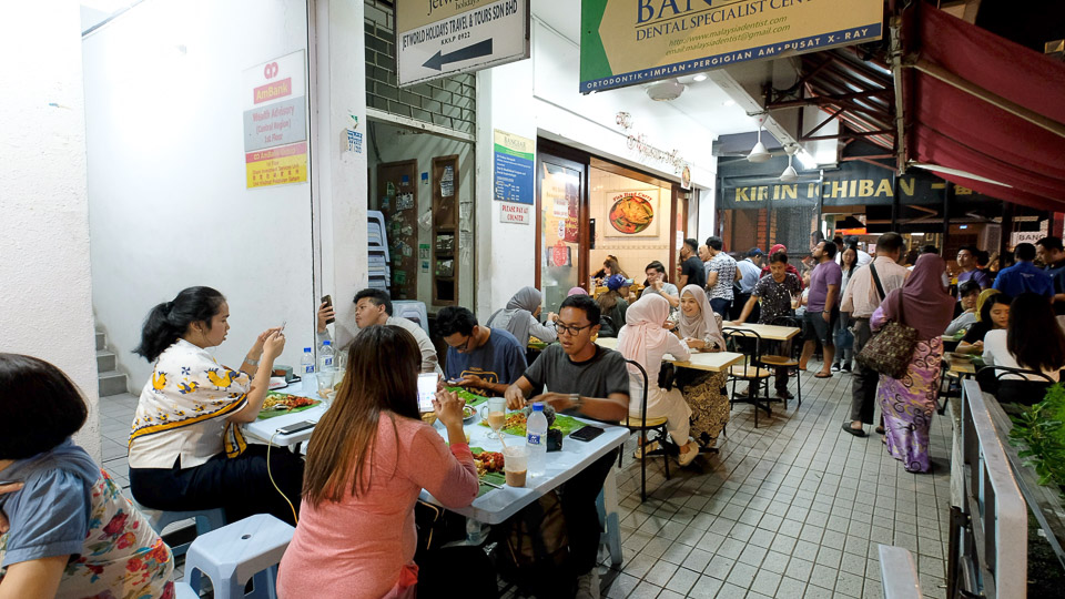 7 Tempat Makan Sedap Di Kuala Lumpur Malaysia Plus Cara Terbang Gratis Ke Kl Wira Nurmansyah