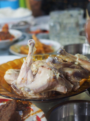 Ayam pop bukittinggi