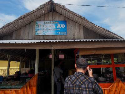 Rumah makan takanao juo