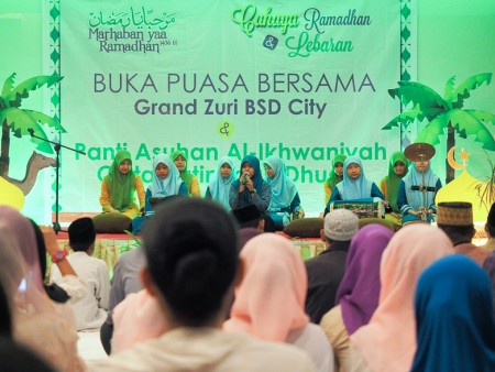 Menunggu buka puasa di Grand zuri BSD