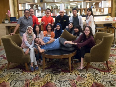 Menunggu buka puasa di Grand zuri BSD