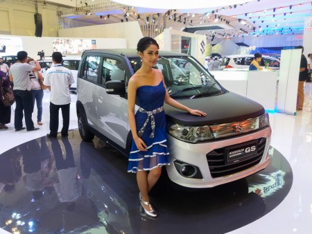 Samsung J5 front flash