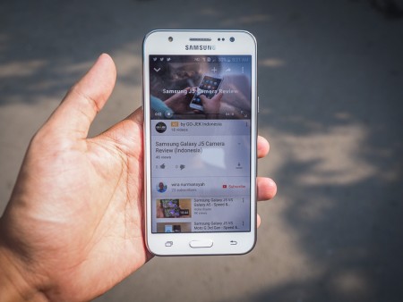 Samsung J5 review Indonesia AMOLED